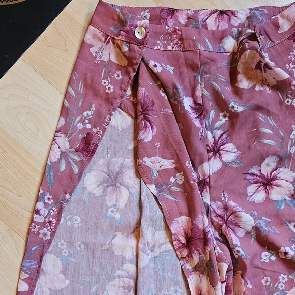 Showpo Side Slit Pants - Picture 2 of 3